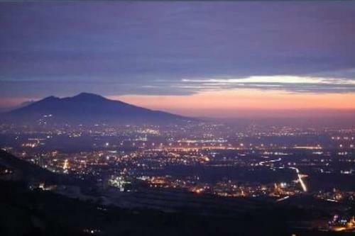 Super Panoramic New Apartment In Caserta