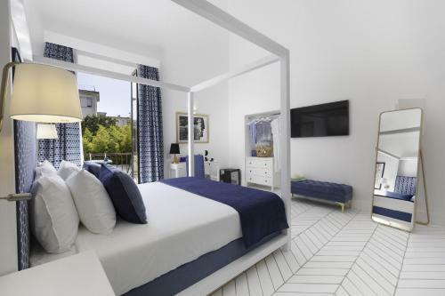 Hostal Iommella Luxury Rooms