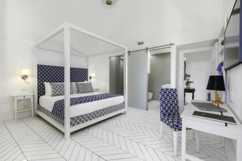 Hostal Iommella Luxury Rooms