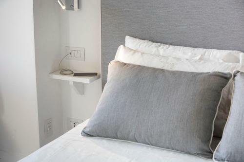 Hostal Iommella Luxury Rooms
