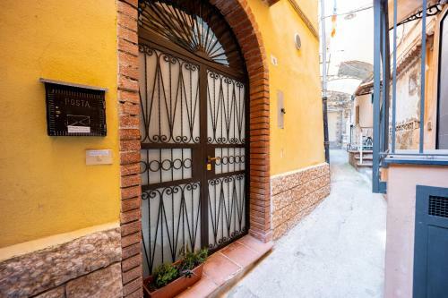 Casin� E Ariston Theatre Studio Apartment