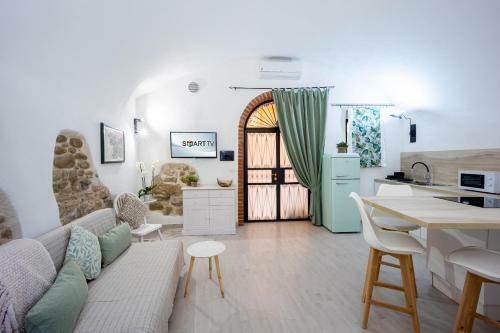 Casin� E Ariston Theatre Studio Apartment