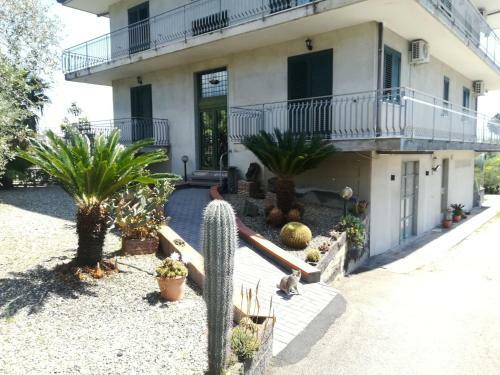 Apartment With Air Conditioning And Salt Pool