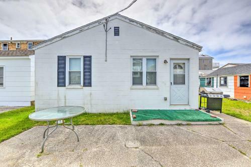 Adorable Wildwood Cottage With Boardwalk Access