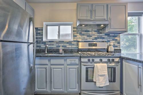 Laid-back Weehawken Apartment About 3 Mi To Nyc!