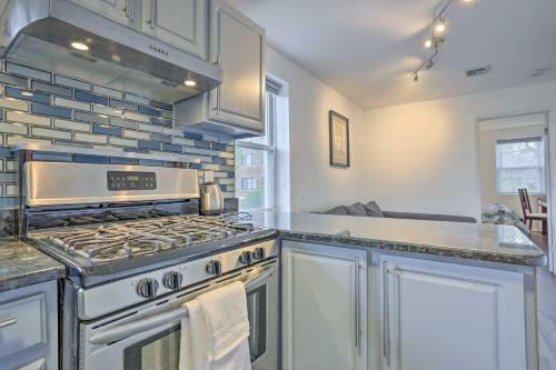 Laid-back Weehawken Apartment About 3 Mi To Nyc!