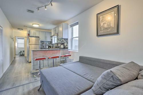 Laid-back Weehawken Apartment About 3 Mi To Nyc!