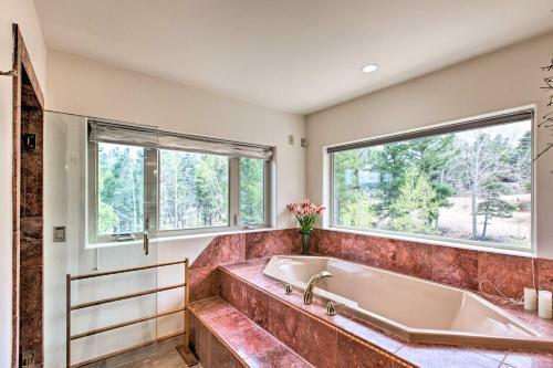 Scenic Angel Fire Retreat With Deck And Hot Tub!