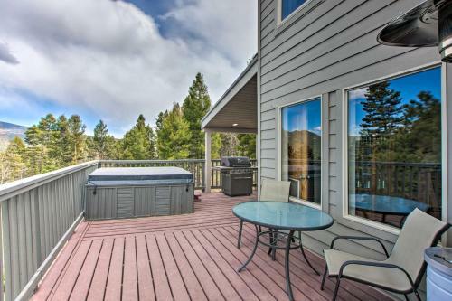 Scenic Angel Fire Retreat With Deck And Hot Tub!