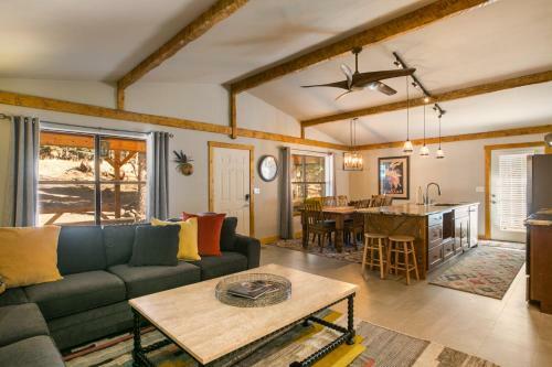 Beautiful Mountain Living At 9800 Above Sea Level