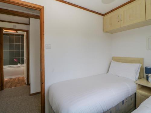 Three Views Lodge