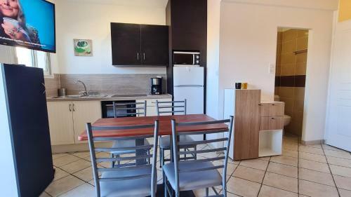 Apartamento Studio Avec Wifi A Hyeres
