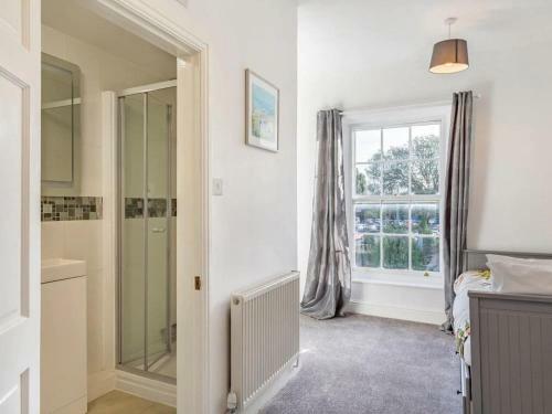 Impeccable Period 3-bed Villa In Torquay
