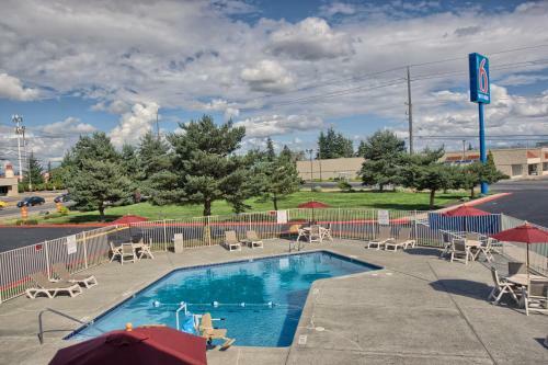 Motel 6 Everett North