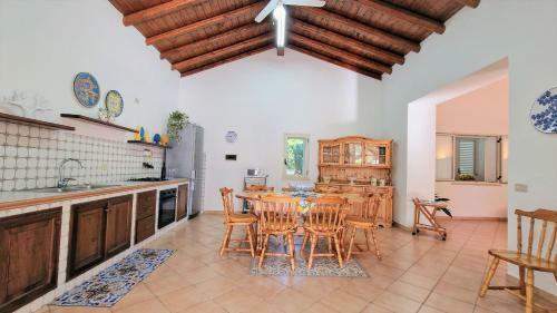 Villa Sceusa Con Piscina Privata