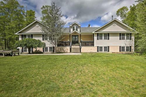 Gardiner Delight Retreat With Private Pool!