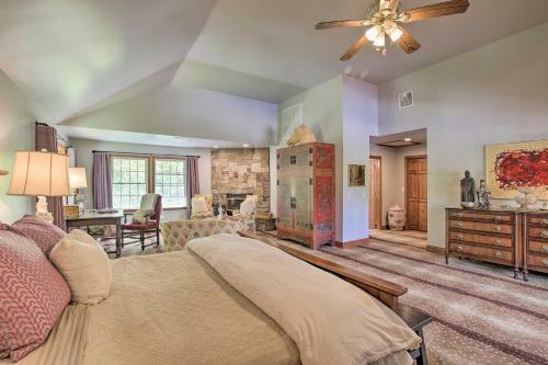 Gardiner Delight Retreat With Private Pool!