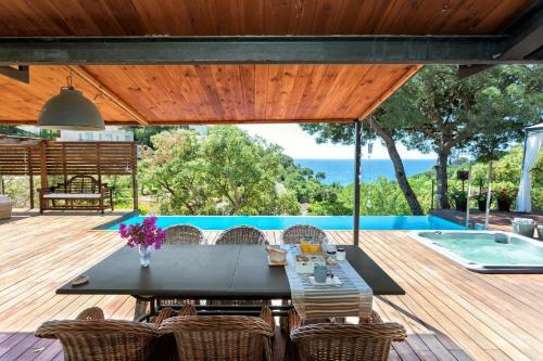Villa Luxe At Your Fingertips