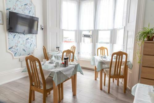 Hostal Rosita Guest House