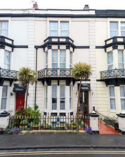 Hostal Rosita Guest House