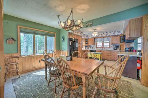 Lake Pleasant Family Home With Canoe And Kayaks!