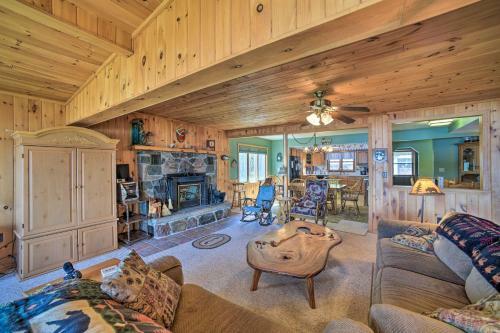 Lake Pleasant Family Home With Canoe And Kayaks!