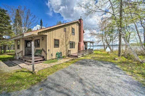 Lake Pleasant Family Home With Canoe And Kayaks!