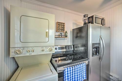 Saratoga Springs Cottage Fire Pit, Boat Dock