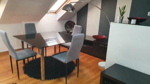 Apartamento �tico Con Vistas Al Mar