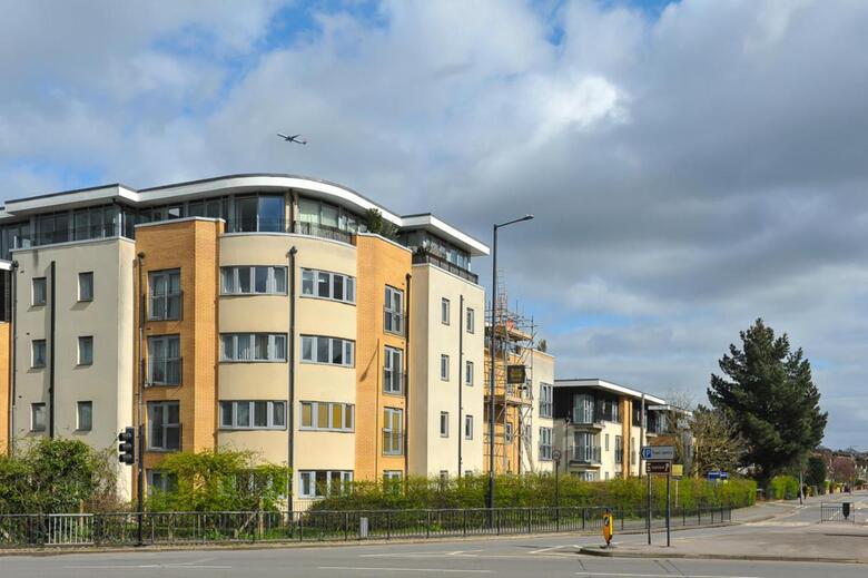 Modern Spacious Two Bedroom 2.5 Bathroom Apartment