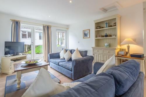 The West Bay Cottages - 3 Bedroom Cottages
