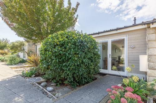 The West Bay Cottages - 1 Bedroom Cottages
