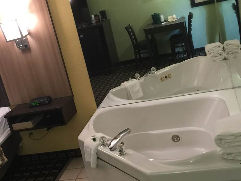 Motel University Manor Inn