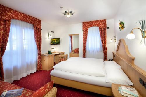 Hotel Garn� Laura