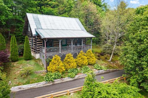 3br 2ba Views Sleeps 6 Big Porch