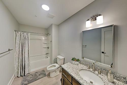 Haywood Chic Retreat Unit 215