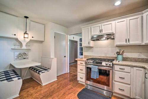 Spacious Family Retreat With 2 Kayaks And Sup!