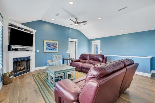 Oceanside Retreat Kh117