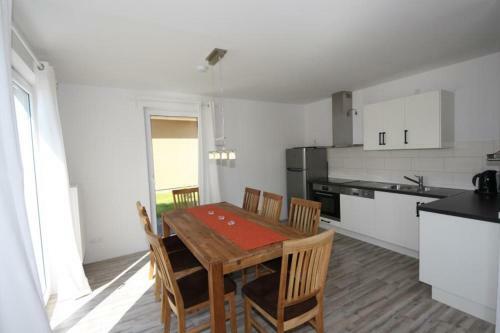 K 103 - Ferienhaus Mit Terrasse