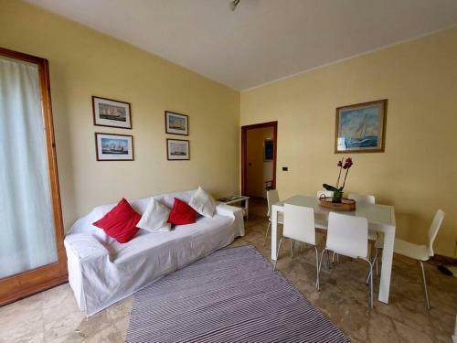 Acquadimare Apartment