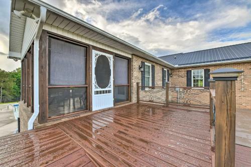 Mount Airy Haven Outdoor Pool, Country Views