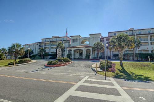 3br 3ba Sleeps 10 Oceanfront Villa With Waterfall Pool And Hottub
