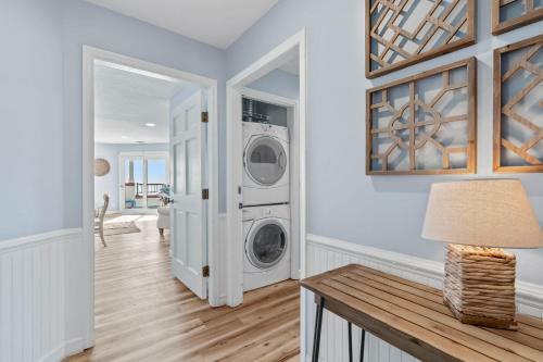 3br 3ba Sleeps 10 Oceanfront Villa With Waterfall Pool And Hottub