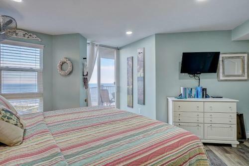Apartamento 2br 2ba St Regis Resort Oceanfront Pools Views