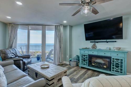 Apartamento 2br 2ba St Regis Resort Oceanfront Pools Views