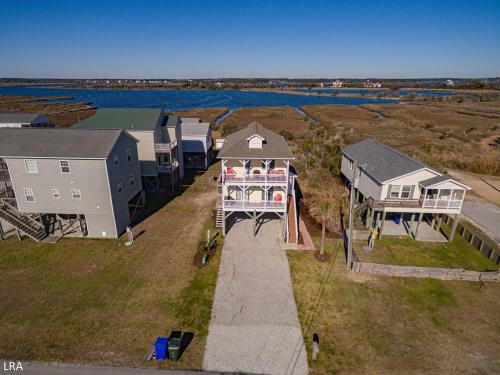 Coastal P Paradise