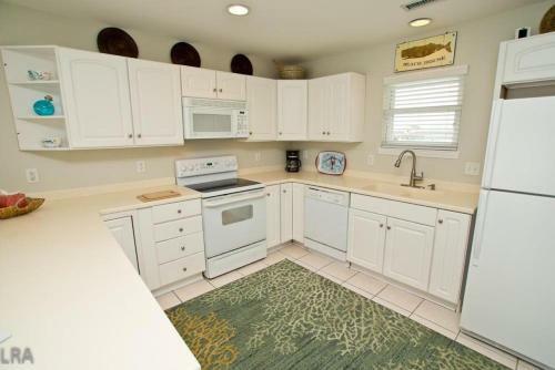 330 Seashore Drive - La Paloma
