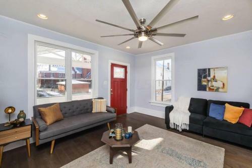 Modern, Gorgeous And Spacious Condo Living