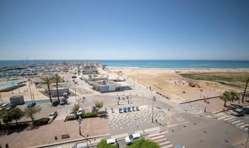 R130 Beachfront Apartment With Air Conditionner