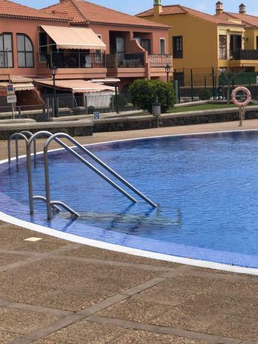 Apartamento 3 Dormitorios, Wifi Gratis, Piscinas, Muy Bien Ubicado